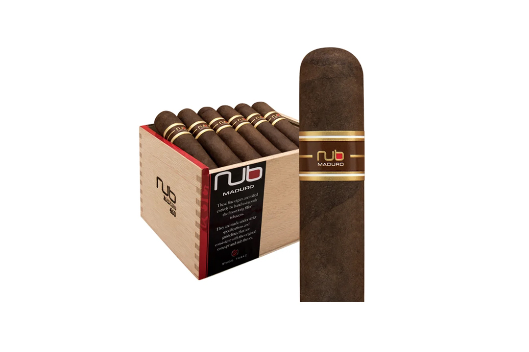 OLIVA---Nub-Maduro-(Medium)